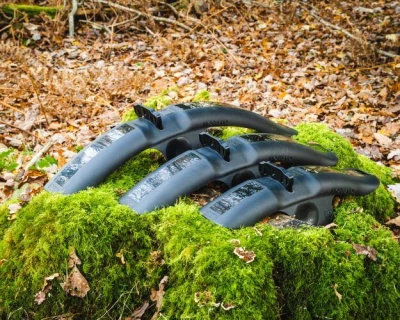 RRP Proguard Bolt-on Front Black Standard V2 blatník