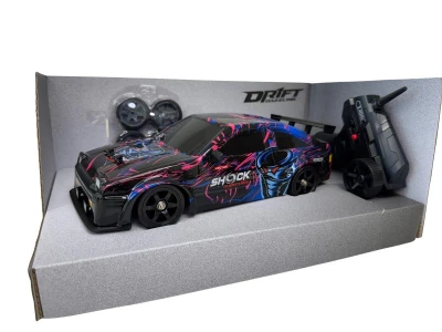 RC driftovací auto Toyota GTR světla, pára, baterie, 1:16 4WD