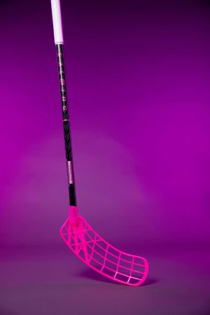Salming Q-series Carbon Lite Trident TX 29 Black / Magenta + sleva 300,- na příslušenství