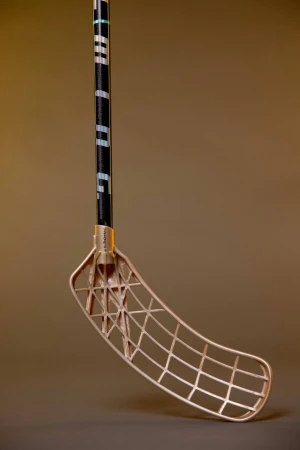 Salming Q-series Carbon Swift Trident TX 27 Black / Champagne + sleva 400,- na příslušenství