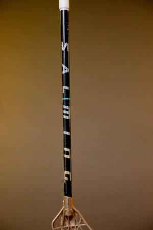 Salming Q-series Carbon Swift Trident TX 29 Black / Champagne + sleva 400,- na příslušenství