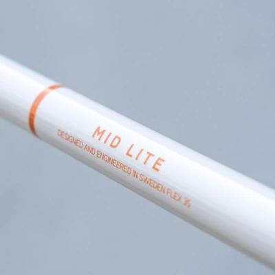 Salming Quest2 Mid Midlite 35 JR White/Nectarine florbalka