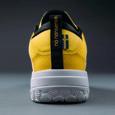 Salming Recoil Strike 2 Yellow/Black pánské sálovky POUZE EU 42 - UK 7,5 - 26,5 cm (VÝPRODEJ)