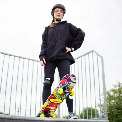 Nils Extreme CR3108 Color Worms 1 skateboard