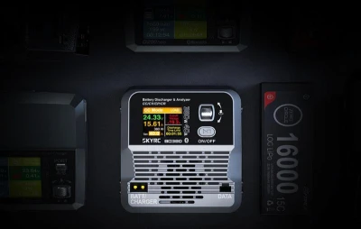 SkyRC BD380+ vybíječka a analyzátor baterií