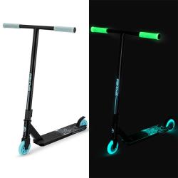 Spokey NIGHT RIDER Freestyle kolobežka so svietiacimi prvkami v tme, kolieska 100 mm Spokey NIGHT RIDER Freestyle kolobežka so svietiacimi prvkami v tme, kolieska 100 mm