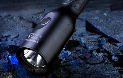 Superfire Svítilna D6