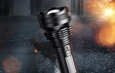 Superfire L3 P90 černá svítilna