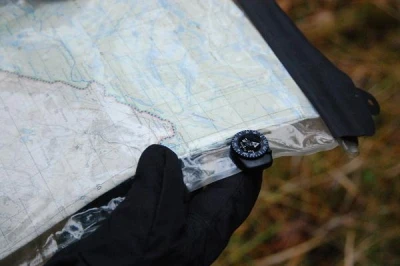 Suunto Clipper černý univerzální kompas na hodinky