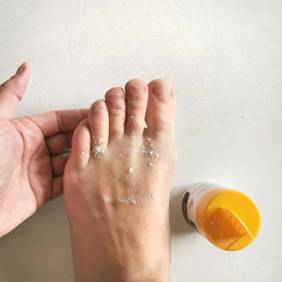 Svorto Zásyp na nohy ANTIMIKROBIÁLNÍ 50 g