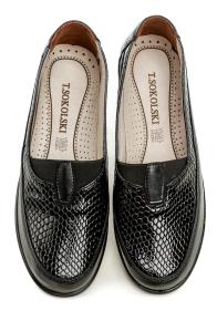 T. Sokolski W23-481 čierne dámske mokasíny