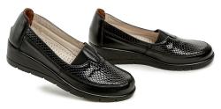 T. Sokolski W23-481 čierne dámske mokasíny