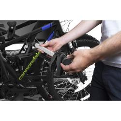 Thule VeloSpace XT 939 nosič na tažné na 3 kola + Thule 9381 adaptér pro 4. kolo