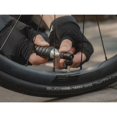 TOPEAK Nano Airbooster L pumpa + 16g Co2 Náplň
