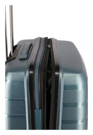 Travelite Air Base M Ice blue kufr + kosmetická taštička zdarma