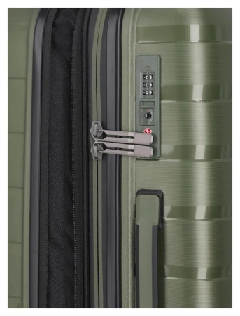 Travelite Air Base M Olive + kosmetická taštička zdarma