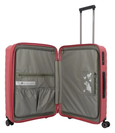 Travelite Mooby M Red kufr + kosmetická taštička zdarma