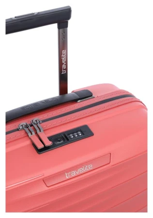 Travelite Mooby S Red kufr + kosmetická taštička zdarma