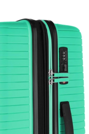 Travelite Orbita M Green kufr + kosmetická taštička zdarma