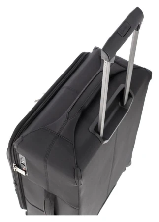 Travelite Priima M Black kufr + kosmetická taštička zdarma