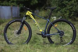 United Clovis 3.10 29 Modro/žluté horské kolo + výbava zdarma