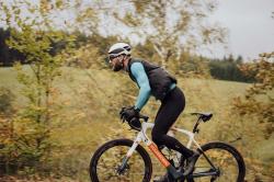 Force LASER neprofuk čierna cyklovesta