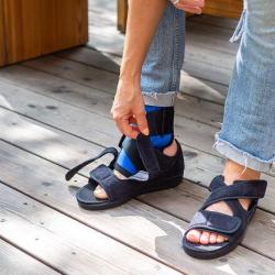 Vlnka Zdravotní ortopedická obuv otevřená se širokým otevíráním Černá POUZE EU 36 (VÝPRODEJ)