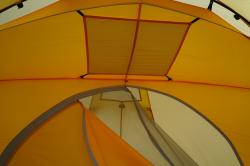 Warmpeace SHARK nugget gold/light grey turistický stan