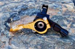 WOLF TOOTH Remote Pro ovládanie sedlovky červená