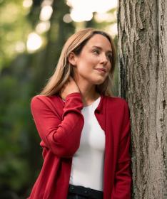 Woox Cobb Red Dahlia svetr