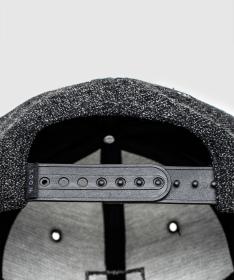 Woox Mitra Putus Ater šiltovka