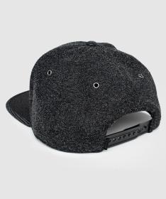 Woox Mitra Putus Ater šiltovka