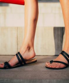 Woox Sana Ater Black dámské žabky