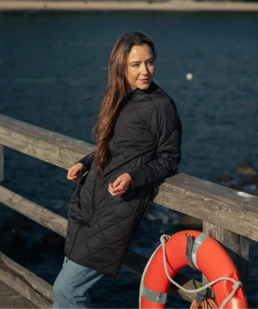 WOOX Sandy Jet Black dámská parka
